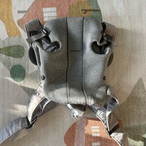 Babybjorn mini carrier